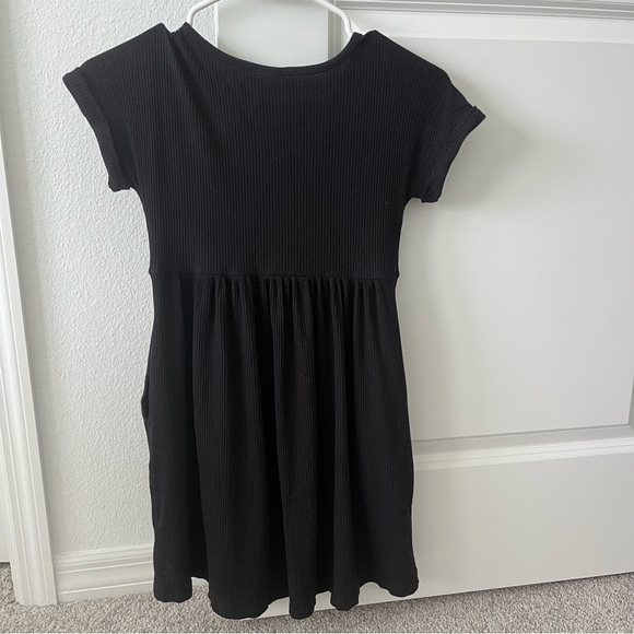 Old Navy Girls Black Casual Dress Size 8 (M) - Picture 3 of 8